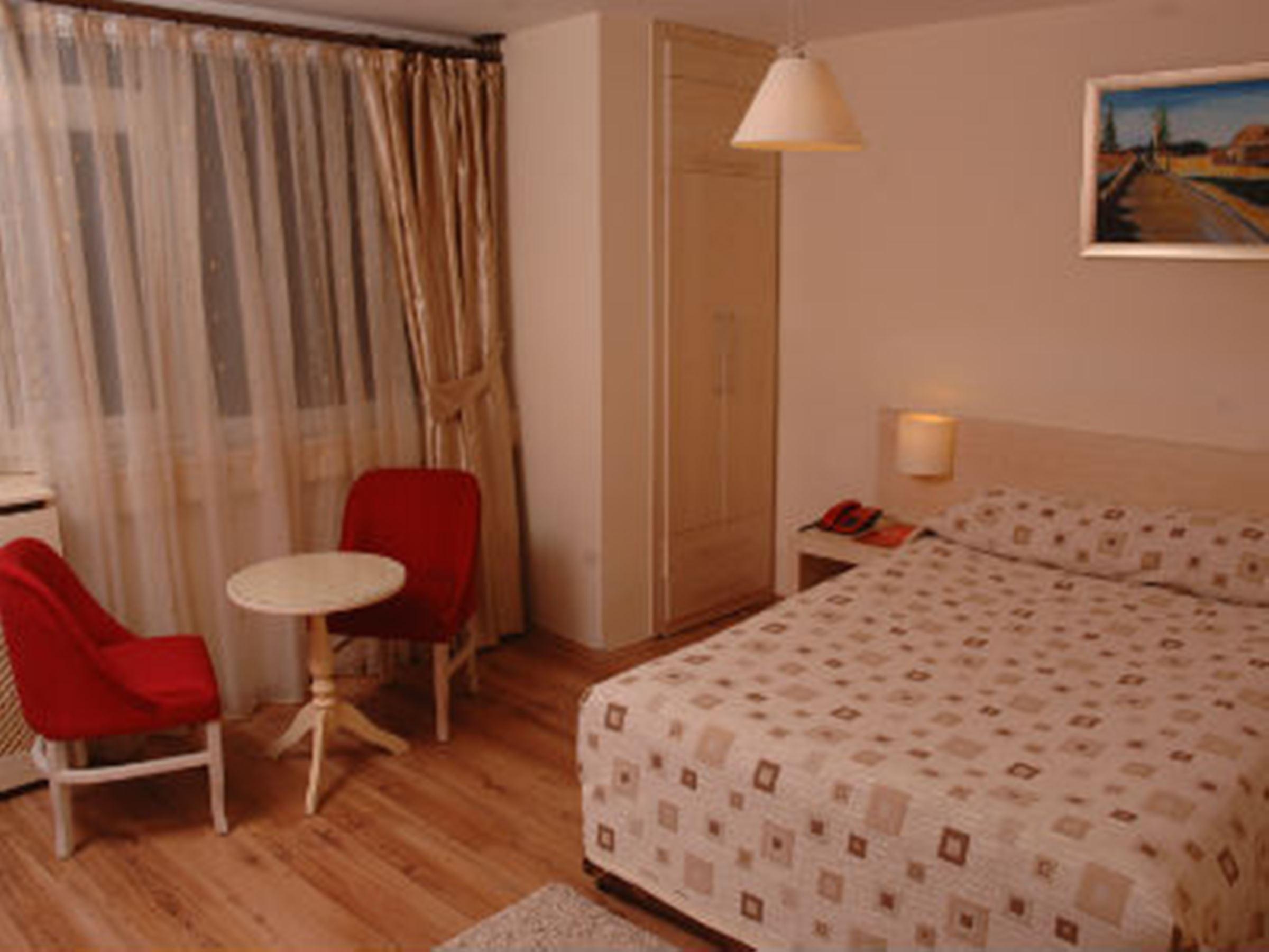 Abro Necatibey Otel